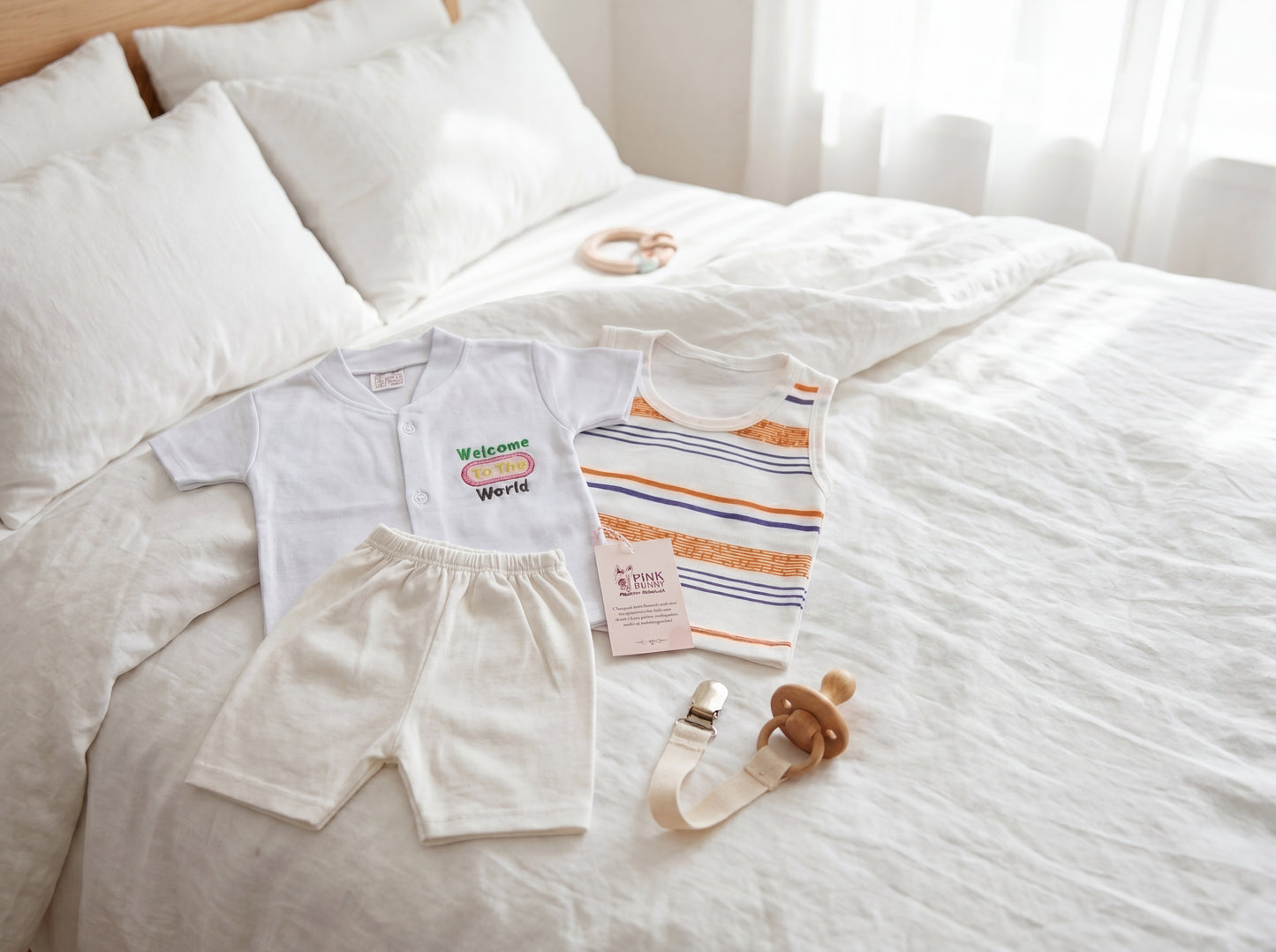 The Little Miracle 3-Piece Layette Set (Welcome To The World)